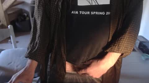 eighthundredeightyeight online show from 04-08-26, 01:44