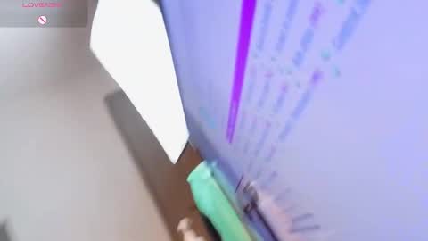 eileen__stone online show from 11-19-25, 06:08