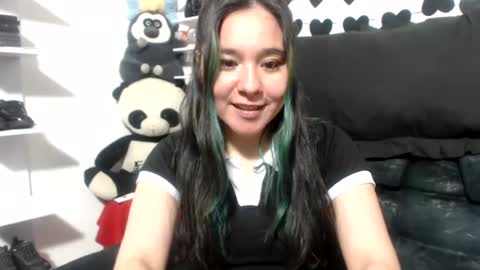 Snapshot of eilish_12 chatting on 07-29-26, 07:06 eilish_12 online show from 07-29-26, 07:06
