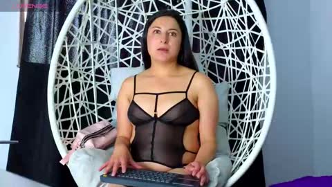 eimy__cute online show from 10-21-25, 05:24