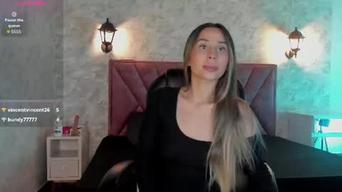 Snapshot of eimy_rose1 chatting on 06-30-26, 12:28 Eimy rose online show from 06-30-26, 12:28