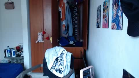 eimy_saenzz online show from 04-03-26, 05:33