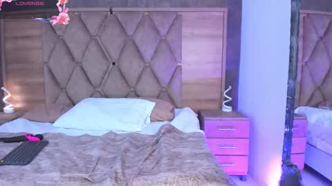 YG COUPLE online show from 12-05-25, 08:49