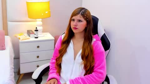 EimmyJones online show from 10-25-25, 03:03