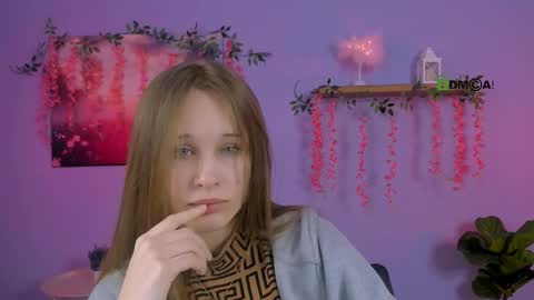 Snapshot of eira_mouse chatting on 02-01-26, 09:41 Sweet Eira online show from 02-01-26, 09:41