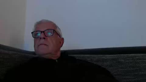 eisbaer1957 online show from 03-28-26, 07:46