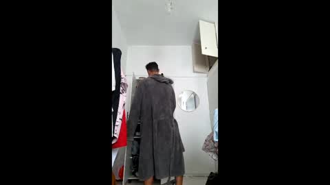 Snapshot of eitangalia chatting on 05-31-26, 01:07 davids show online show from 05-31-26, 01:07