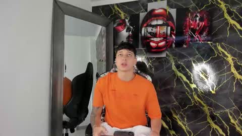 Snapshot of eithan__boy chatting on 02-22-26, 11:20 Eithan online show from 02-22-26, 11:20