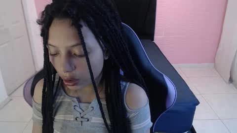 eiviiy1609 online show from 11-28-25, 02:53