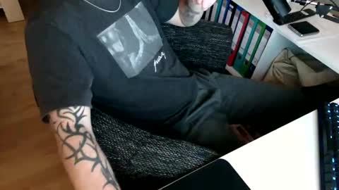 ejakules online show from 04-08-26, 07:14