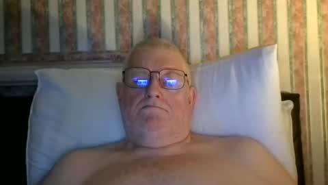 eketman1964 online show from 10-08-25, 11:02