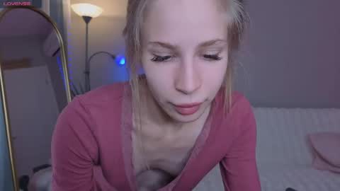 please read my bio there is information about private shows and about my personality online show from 05-11-26, 09:59
