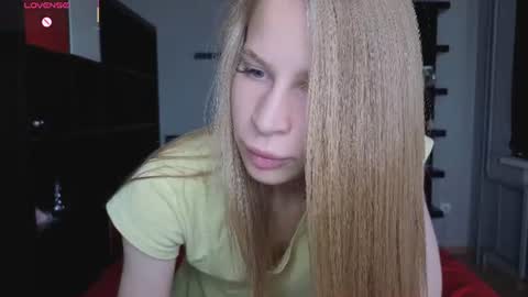 Snapshot of el1s_evans chatting on 07-01-26, 08:05 please read my bio there is information about private shows and about my personality online show from 07-01-26, 08:05