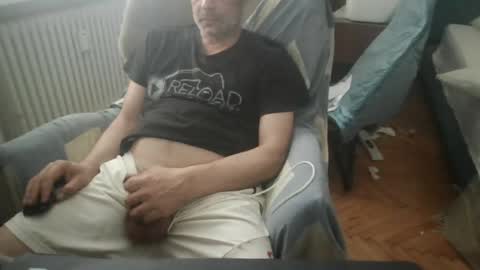 Snapshot of el_puerc0 chatting on 07-30-26, 09:41 Valentino online show from 07-30-26, 09:41