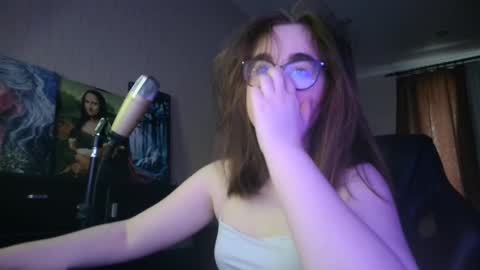 If you like it when I meow give me a thumbs up online show from 03-10-25, 03:41