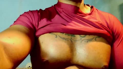 Snapshot of el_vecino_m chatting on 04-26-26, 06:44 el_vecino_m online show from 04-26-26, 06:44