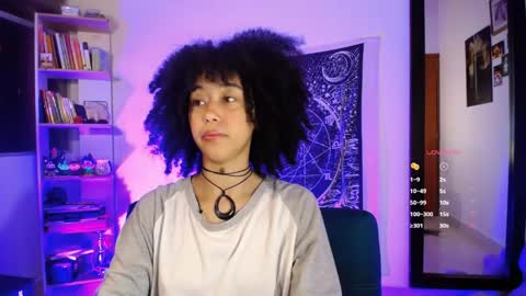 Ela  Help me reach 100 thumbs up online show from 04-17-26, 05:21