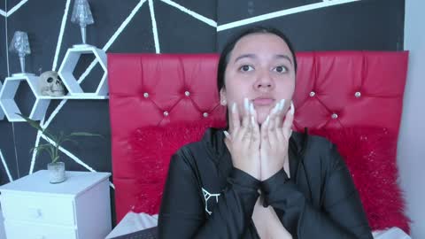 Snapshot of ela_hilton3 chatting on 01-24-25, 07:39 Ela online show from 01-24-25, 07:39