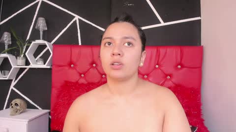 Snapshot of ela_hilton3 chatting on 01-26-25, 08:02 Ela online show from 01-26-25, 08:02