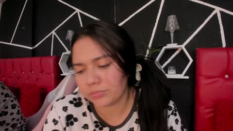 Snapshot of ela_hilton3 chatting on 02-04-25, 07:07 Ela online show from 02-04-25, 07:07