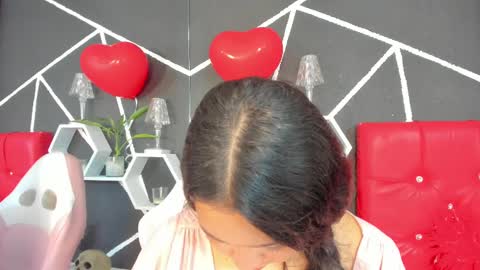 Snapshot of ela_hilton3 chatting on 03-05-25, 06:34 Ela online show from 03-05-25, 06:34