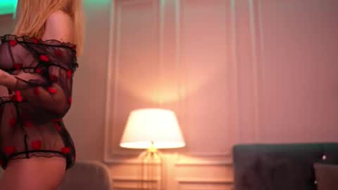 Snapshot of elablake chatting on 02-19-26, 06:09 Ella online show from 02-19-26, 06:09