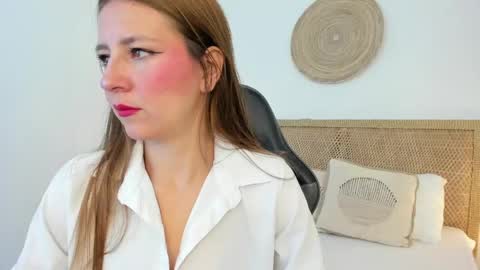 E L A I A online show from 03-24-26, 12:10