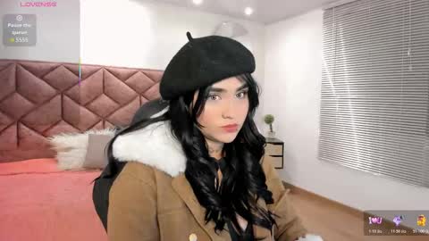 Elaia online show from 01-14-26, 03:56