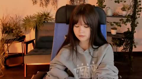 Your sweet girl online show from 02-10-26, 07:51