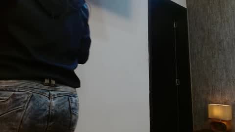 elamurray online show from 12-01-25, 11:15