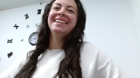 Snapshot of elamurray02 chatting on 02-03-26, 01:27 elammurray online show from 02-03-26, 01:27