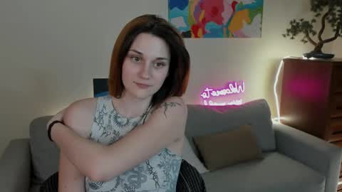 Snapshot of elani_lune chatting on 05-07-26, 08:25 Elani online show from 05-07-26, 08:25
