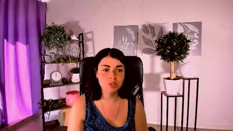 Snapshot of elara_starfall chatting on 06-11-26, 05:49 Marta online show from 06-11-26, 05:49