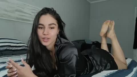 Snapshot of elarahayes chatting on 06-07-26, 04:22 Elara Hayes online show from 06-07-26, 04:22