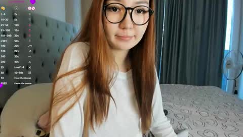 Snapshot of elarahaze chatting on 09-11-25, 05:51 Elara online show from 09-11-25, 05:51