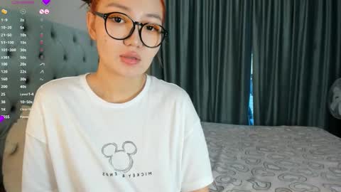 Snapshot of elarahaze chatting on 09-22-25, 06:59 Elara online show from 09-22-25, 06:59