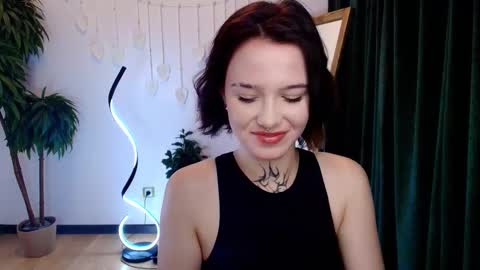 Snapshot of elastikiss chatting on 10-16-25, 02:34 elastikiss online show from 10-16-25, 02:34