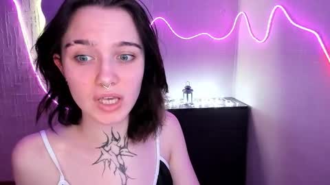 Snapshot of elastikiss chatting on 02-21-26, 04:30 elastikiss online show from 02-21-26, 04:30