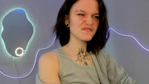 Snapshot of elastikiss chatting on 03-08-26, 05:22 elastikiss online show from 03-08-26, 05:22