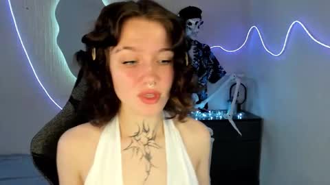 Snapshot of elastikiss chatting on 03-14-26, 01:44 elastikiss online show from 03-14-26, 01:44