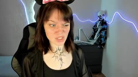 Snapshot of elastikiss chatting on 03-29-26, 01:16 elastikiss online show from 03-29-26, 01:16