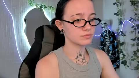 Snapshot of elastikiss chatting on 06-23-26, 07:50 elastikiss online show from 06-23-26, 07:50
