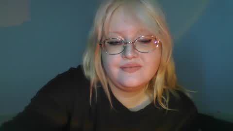 Snapshot of elayne_sweet chatting on 04-01-26, 08:04 elayne_sweet online show from 04-01-26, 08:04