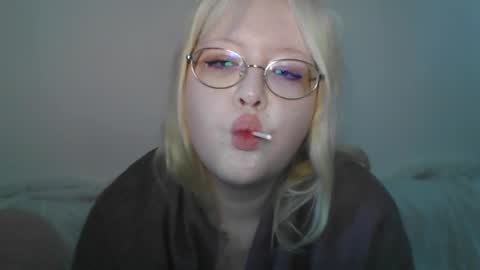 Snapshot of elayne_sweet chatting on 04-09-26, 08:09 elayne_sweet online show from 04-09-26, 08:09