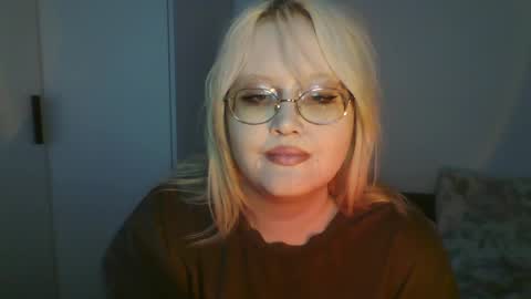 elayne_sweet online show from 05-21-26, 06:20