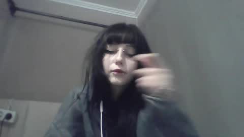 Snapshot of elaynetanton chatting on 04-25-26, 01:41 Lia online show from 04-25-26, 01:41