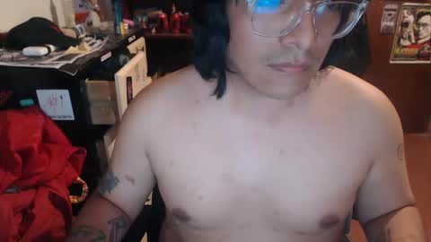 Snapshot of elcogelon696 chatting on 12-18-25, 03:45 Ale Umbral online show from 12-18-25, 03:45