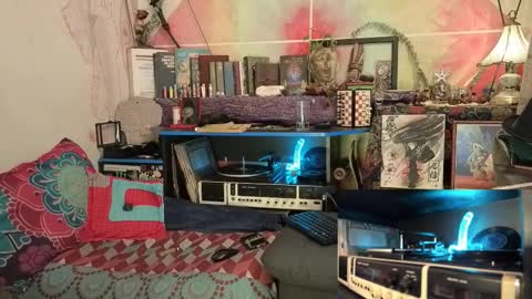 Snapshot of eleazar_blake chatting on 10-21-25, 05:52 Sir Eleazar online show from 10-21-25, 05:52