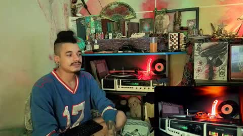 Snapshot of eleazar_blake chatting on 11-22-25, 08:46 Sir Eleazar online show from 11-22-25, 08:46