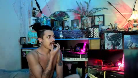 Snapshot of eleazar_blake chatting on 12-14-25, 05:24 Sir Eleazar online show from 12-14-25, 05:24